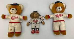 Collectible Vintage Minnesota Twins Teddy Bears Two With Tags 1 8 & 2 12