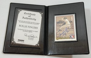 Rollie Fingers Auto w COA Upper Deck Heroes of Baseball Card