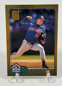 Roy Halladay 2001 Gold 2001 Topps #185 Numbered 19502001 Baseball Card