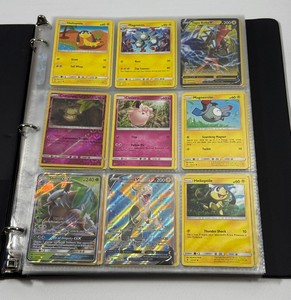 225 Pokemon Trading Card Binder