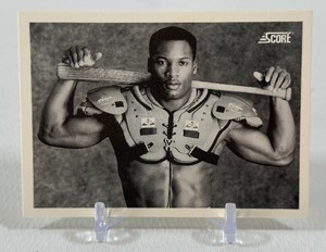 Bo Jackson Iconic Shoulder Pads 1990 Score #697 Baseball Card