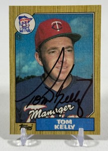 Tom Kelly On-Card Auto 1987 Topps #618 Minnesota Twins Baseball Card