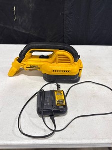 DeWalt Cordless WetDry Vacuum