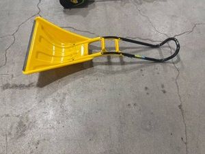 SnoBoss Snow Pusher