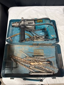 Makita Drill & Bit Set