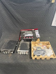 Lot of 2 CB Radios