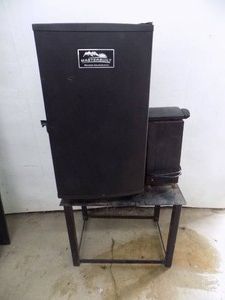 MasterBuilt Electric Smokehouse with Stand