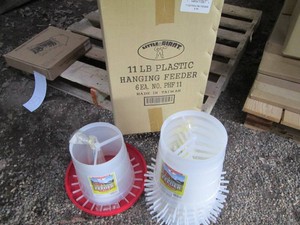 New in box Little Giant 11lb Plasti...