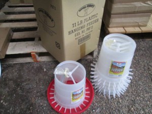 New in box Little Giant 11lb Plasti...
