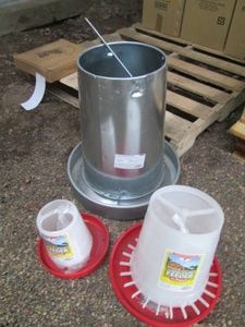 Unused Little Giant Plastic 3lb and...