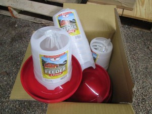 New in box Little Giant 3lb Plastic...