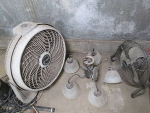 Metal Hanging light fixture with fr...