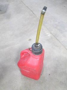 Red 5-gallon 21in racing gas can wi...
