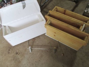 Bundle of Five-Frame Swarm Catcher ...
