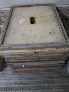 Lot of wood Beehive honey box inser...