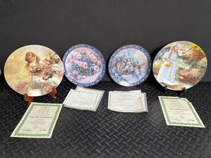 Donald Zolan & Lena Liu Floral Collector Plates (Lot of 4)