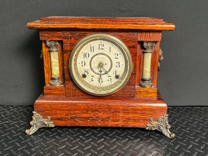 Seth Thomas Mantel Clock With Quartz Movement