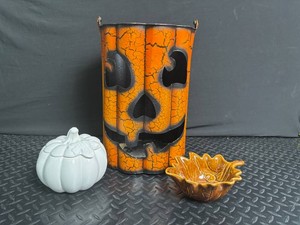 Halloween Decor Mixed Lot - Jack-O-Lantern Bucket, Pumpkin Jar & Leaf Bowl