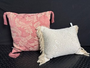 Pair of Decorative Accent Pillows With Tassels