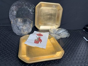 Mixed Lot of 7 Decorative Glass and Gold Serving Pieces