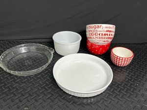 Assorted Bakeware Mixed Lot (5 Pieces)