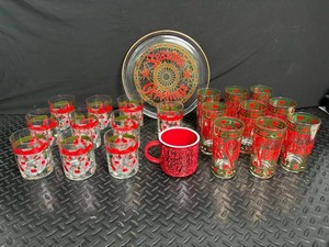 Seasons Greetings Holiday Glassware Set (Lot of 16)