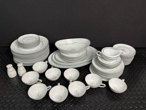 Noritake Chinon Bone China Dinnerware Mixed Lot