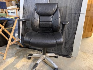 Black Leather Adjustable Office Chair