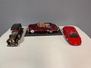 Ferrari Mythos, 1947 Cadillac Series 62, Lincoln Radio