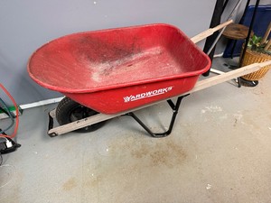 Yardworks Wheelbarrow