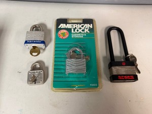 Four Locks with Keys