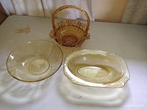 (3) Vintage YellowAmber Glass Dishes