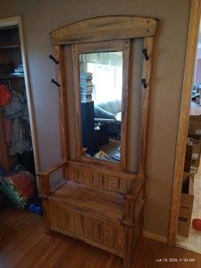 Beautiful, Solid Wood Hall Tree with Bench Storage