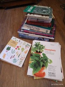 Gardening Book Lot