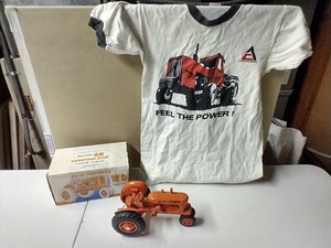 Vintage Allis Chalmers WD Tractor Model (Plastic) & T-Shirt