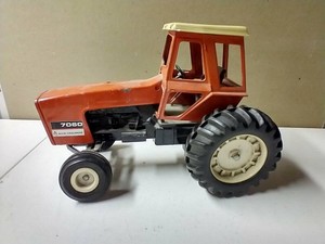 ERTL Allis Chalmers Tractor - 11