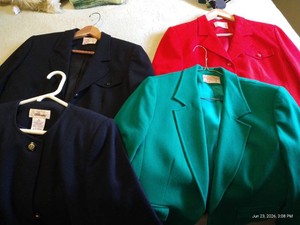 (4) Wool Ladies Jackets