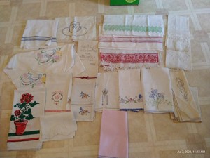 Embroidered Kitchen Linens