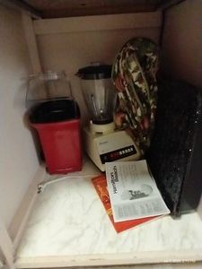 Blender, Popcorn Maker, Roasting Pan