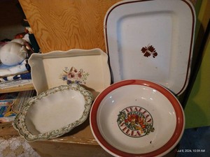 Lot of (4) Nice Ovenware Pieces