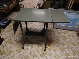 Neat Vintage Metal Tray Table - Toledo Guild