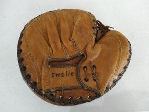Vintage Baseball Catchers Mitt - Hiawatha