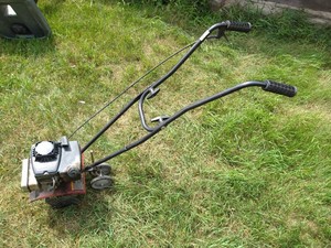 Small Murray Tiller with Tecumseh Engine
