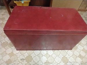 Red Storage Bench - Sturdy with Good Hinges