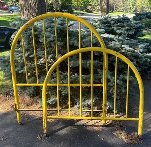 G - Vintage Yellow Twin Headboard & Footboard