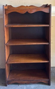 G - Vintage Adjustable Bookshelf