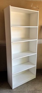 G - White Adjustable Bookshelf