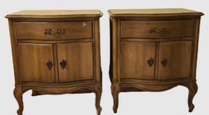 LL-BR1 - Pair of Vintage French Provincial Style Nightstands