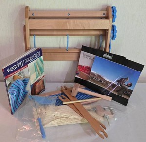 LL-FR - Ashford Knitters Loom With Accessories & Carry Bag