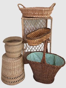 LL-FR - Wicker Shelf Unit, 4 Baskets & Woven Pitcher Mixed Lot
